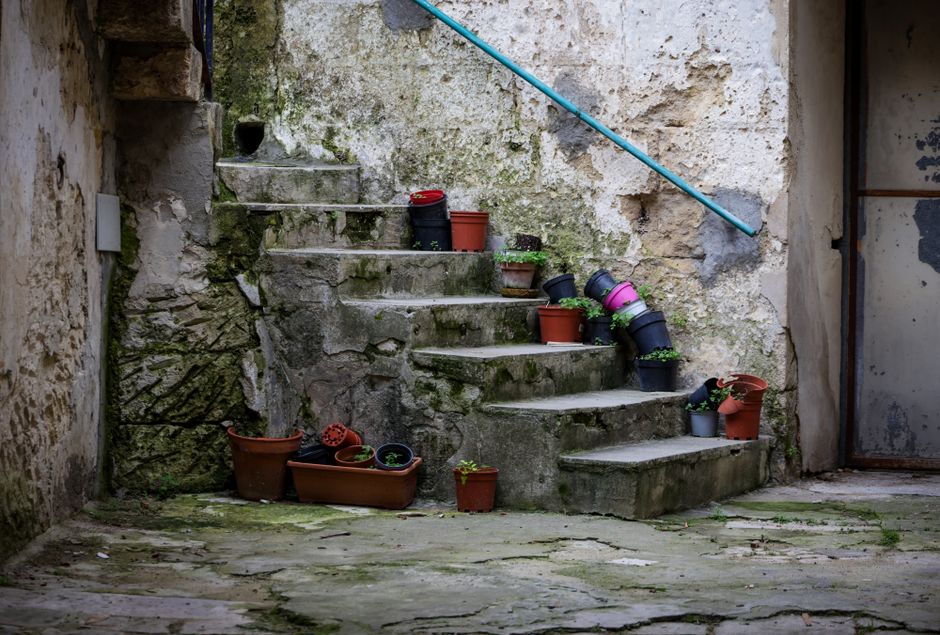 monte-escalier à Flers