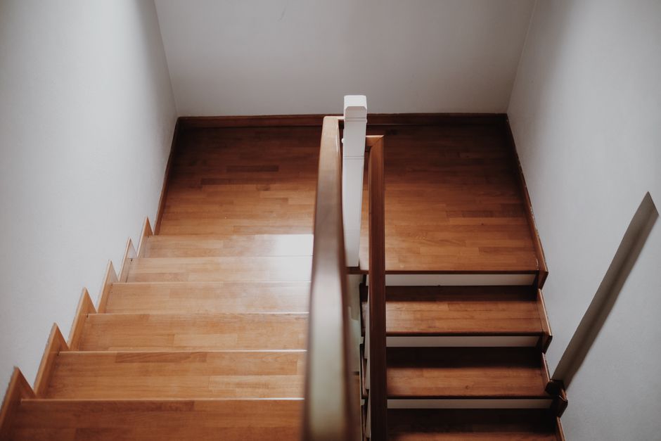 monte-escalier à Honfleur